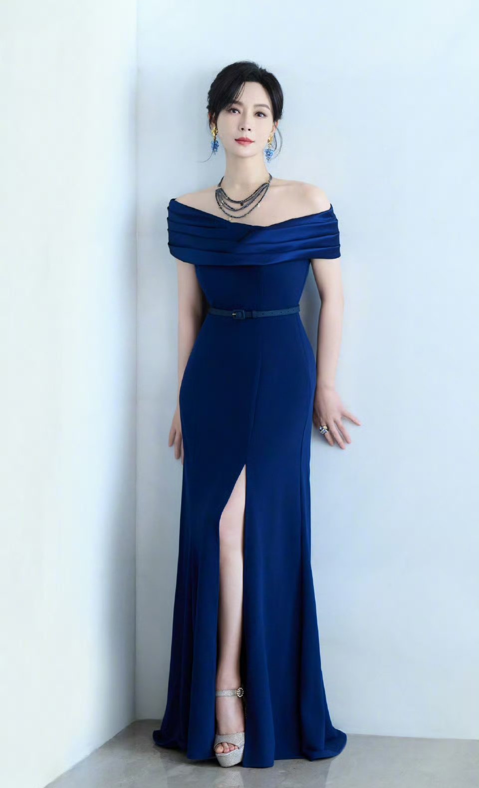 陈数～～气质绝佳高开裙身材太棒了陈数明星妆容大赏美女 ​​​