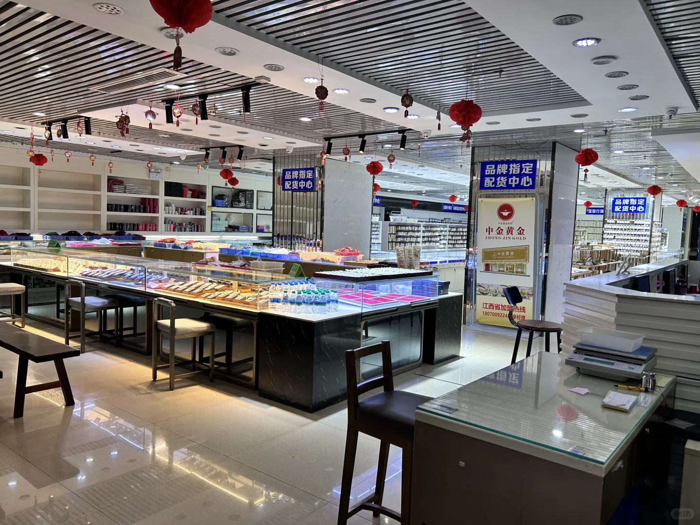 这年代做批发缺的不是货，缺的是客户