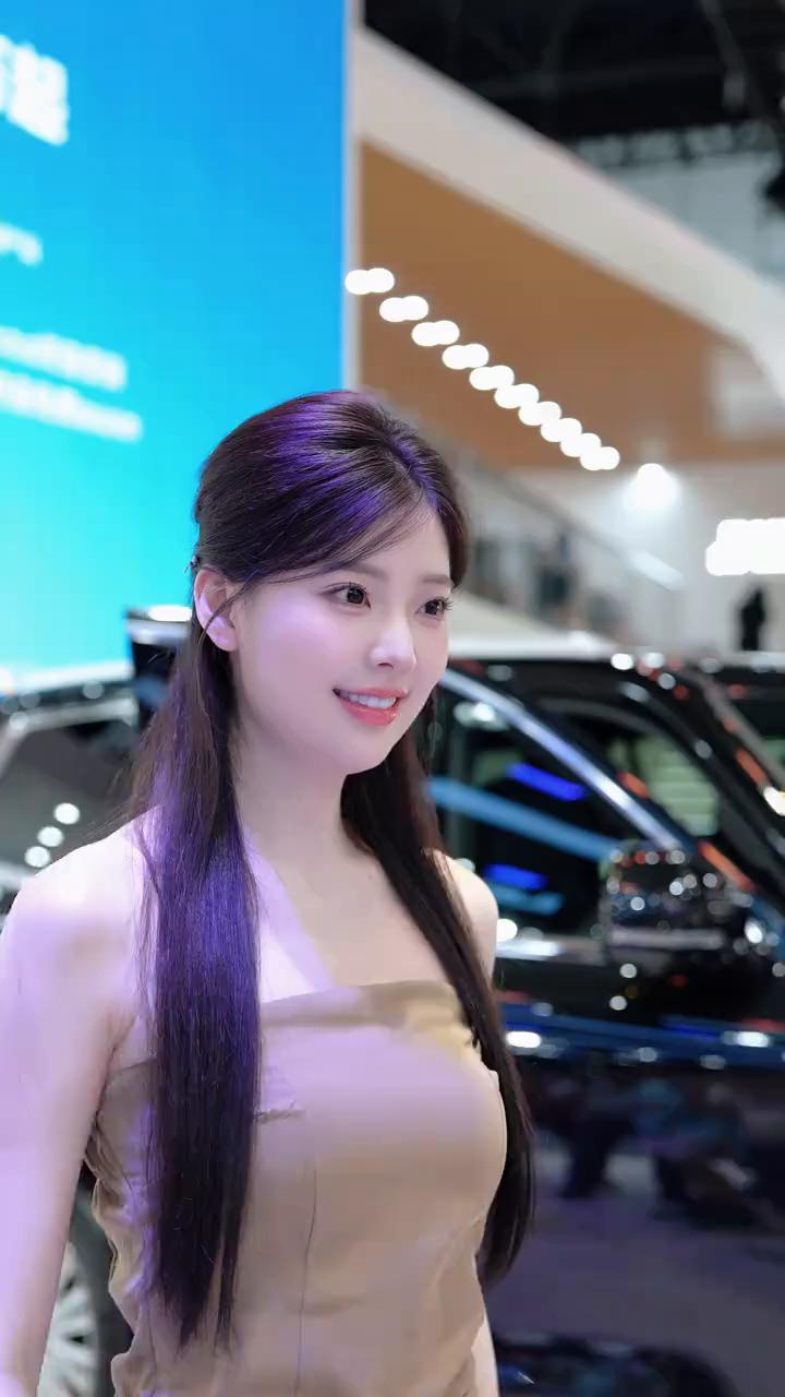 看他们给刷个嘉年华。
