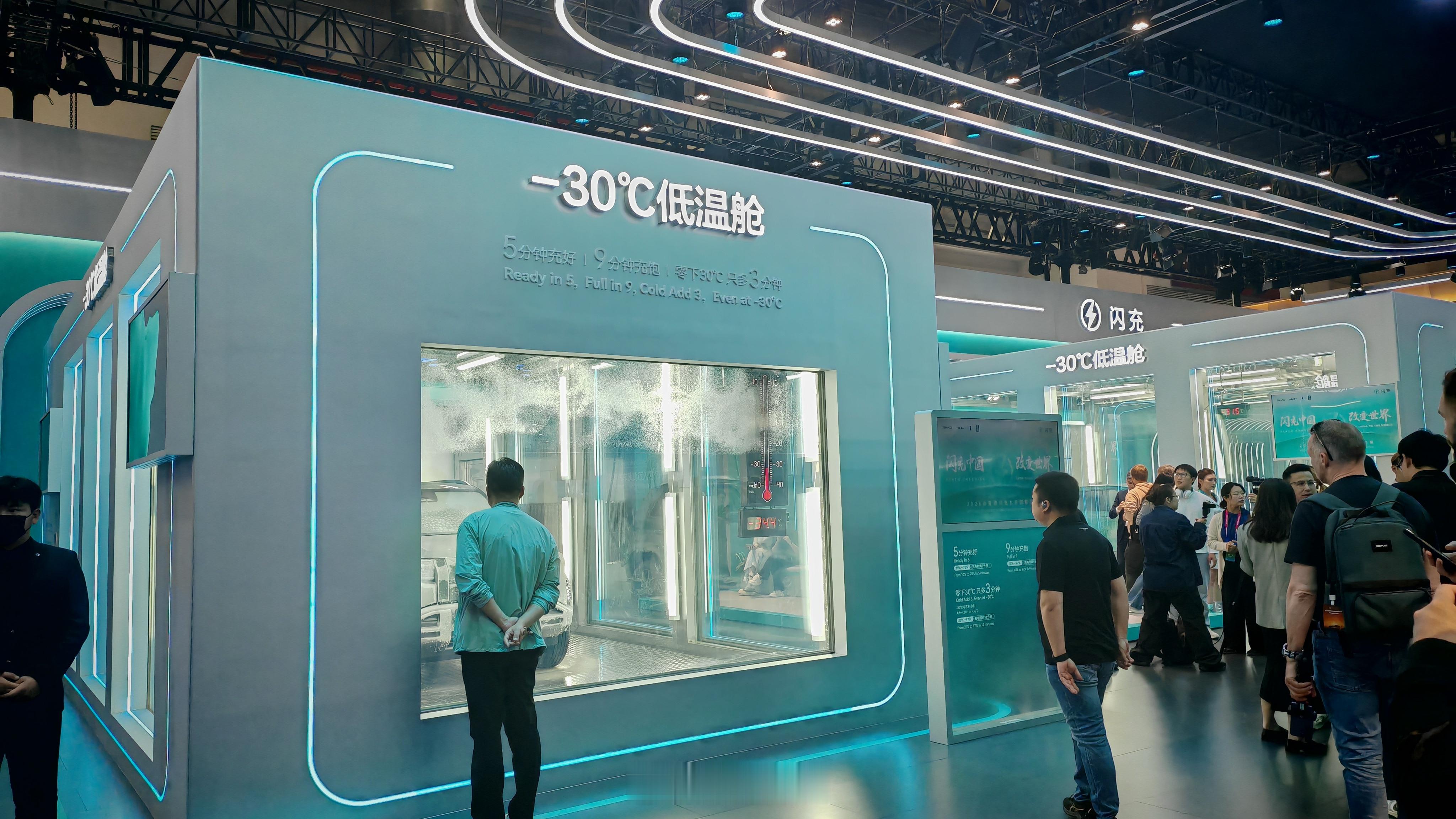 比亚迪的核心竞争力还是玩电，闪充这次对比亚迪的声量拉动巨大，远非去年推的天神之眼