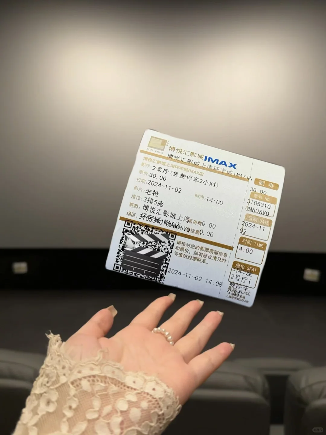 看电影🪄可以这样拍！！《老枪》鲨疯了！