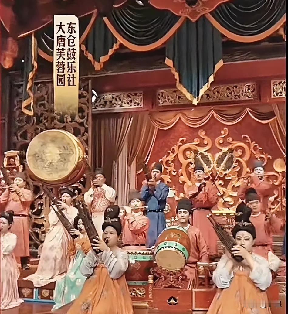 与辉同行跨年乐享会倒计时3天
董宇辉找来了交响乐、民族乐和古典乐
这些大家很少走