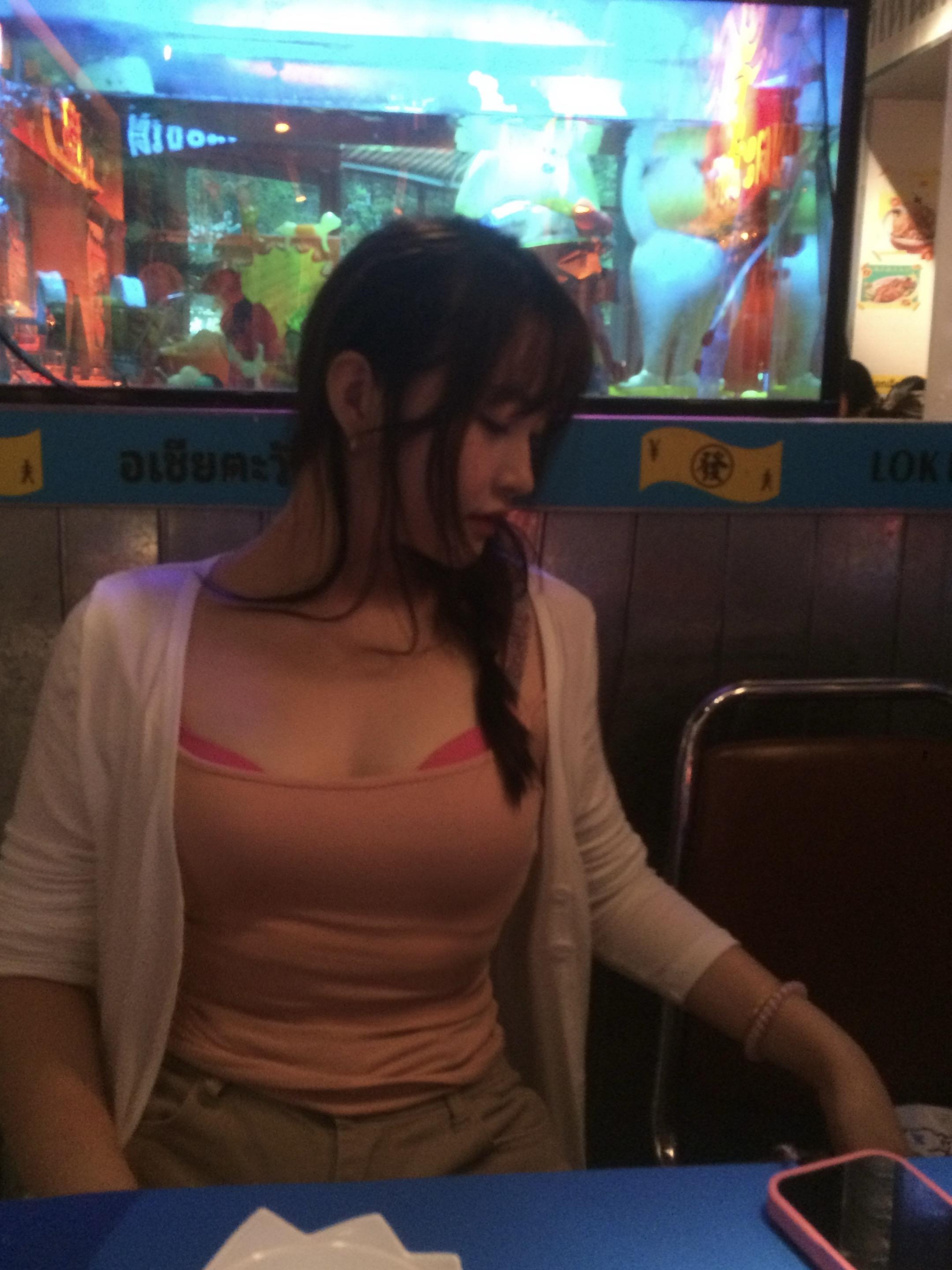 那个💯分的女孩 懒得p图～