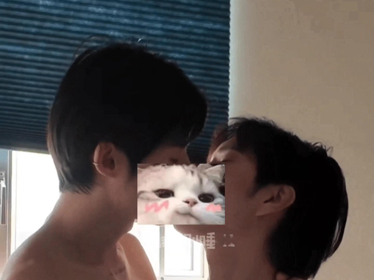 这对又来撒糖了！每天晨起时刻都爆甜！完整无🐎版wp🔗👇床会后空翻