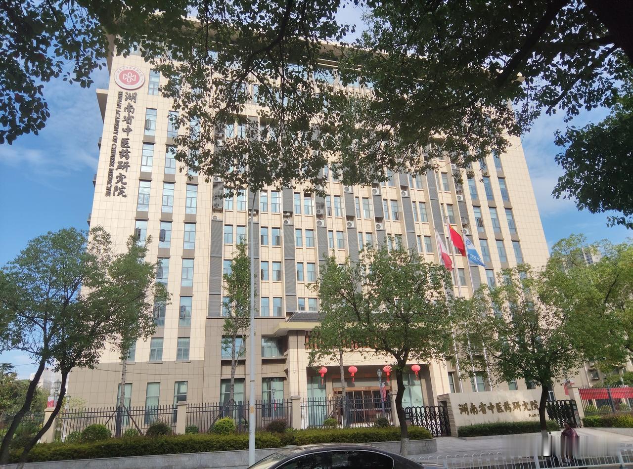 同样是博士毕业，不同专业间的发展差距极为显著。

前程无忧发布的《2026校园招