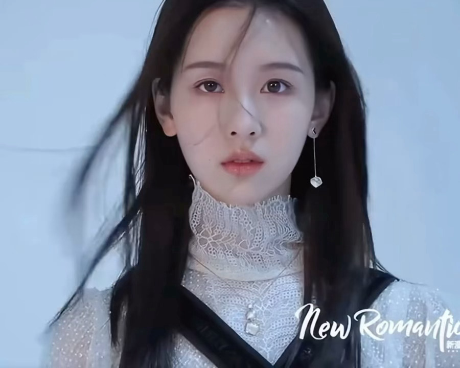 19年的陈都灵 