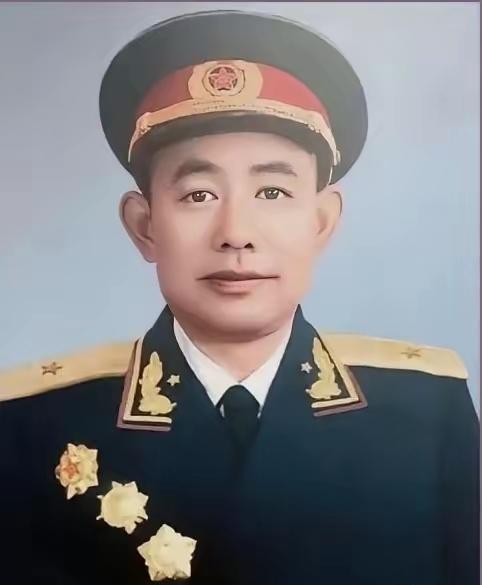 1951年，志愿军师长黄朝天违抗军令，率9000残兵掉头杀向3万美军，13天后李