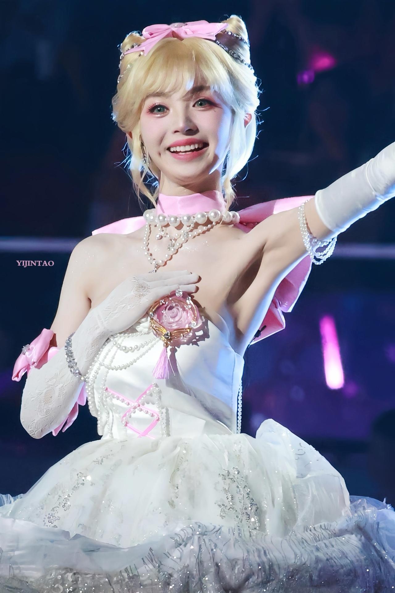 田曦薇，好干净的一张脸！田曦薇 腋下管理 干净女孩 干净又卫生