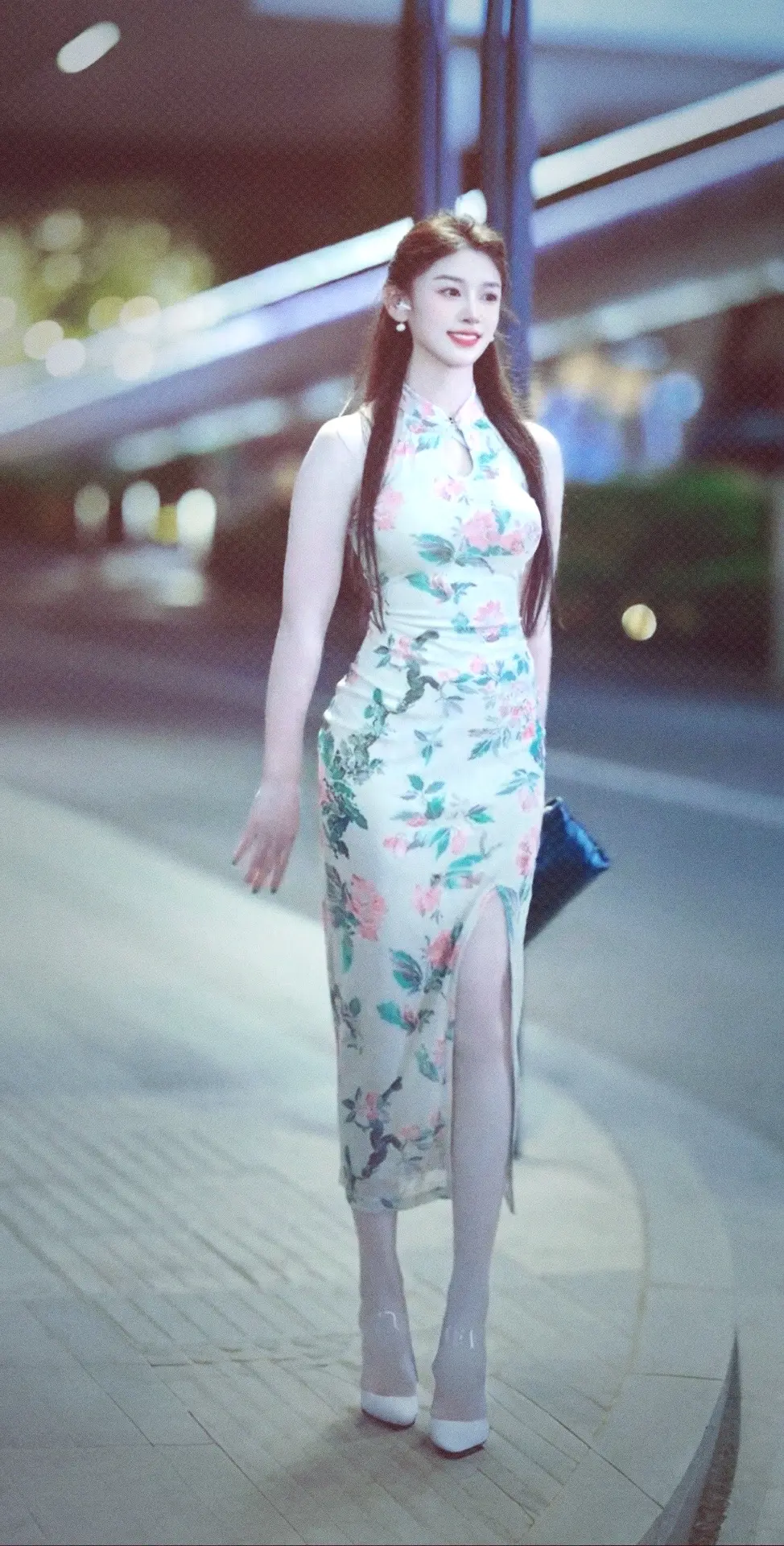 AI扩图 美出高级感