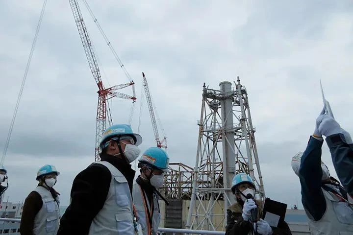 【日本多地检出永久性化学物，可能已扩散至全国】8月21日据新华社消息，日本一项最