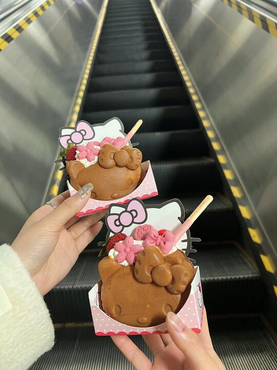 厦门首家！！！！厦门也有Hellokitty鲷鱼烧！！！