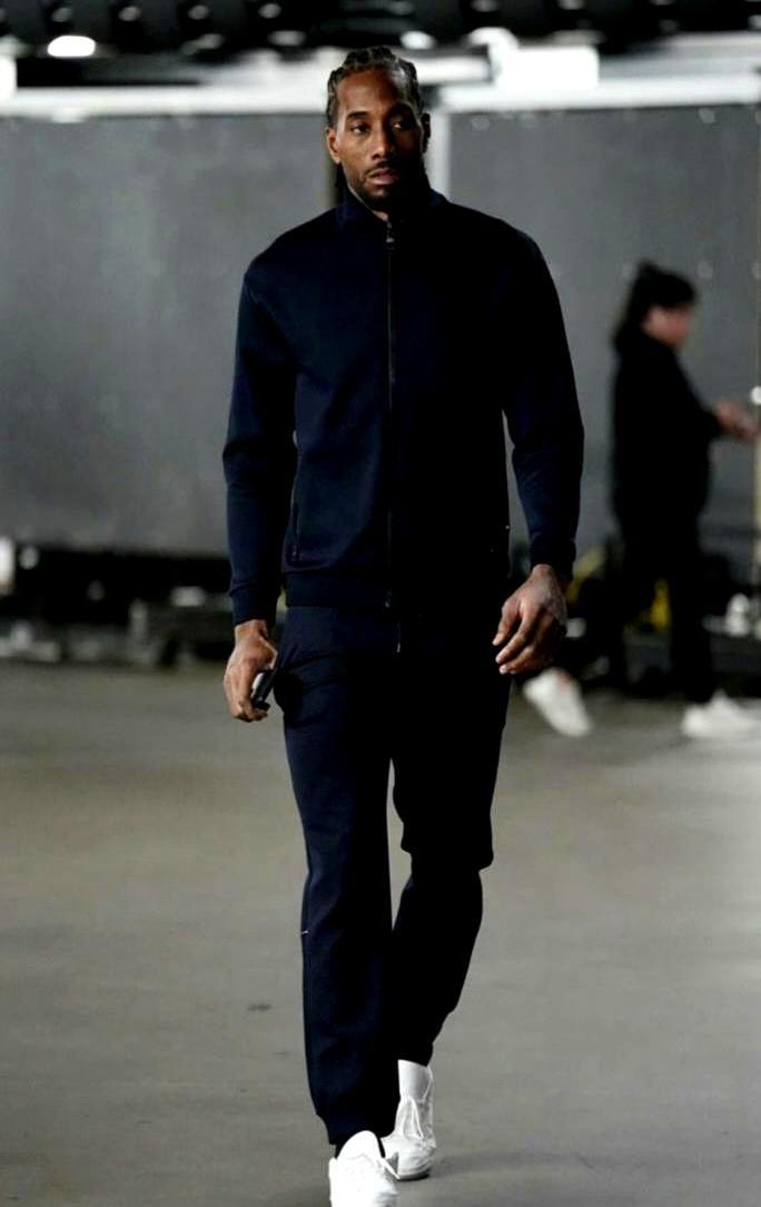 快船球迷憋了4个月的气，今天总算顺了。
 
3月9号主场126-118啃下尼克斯