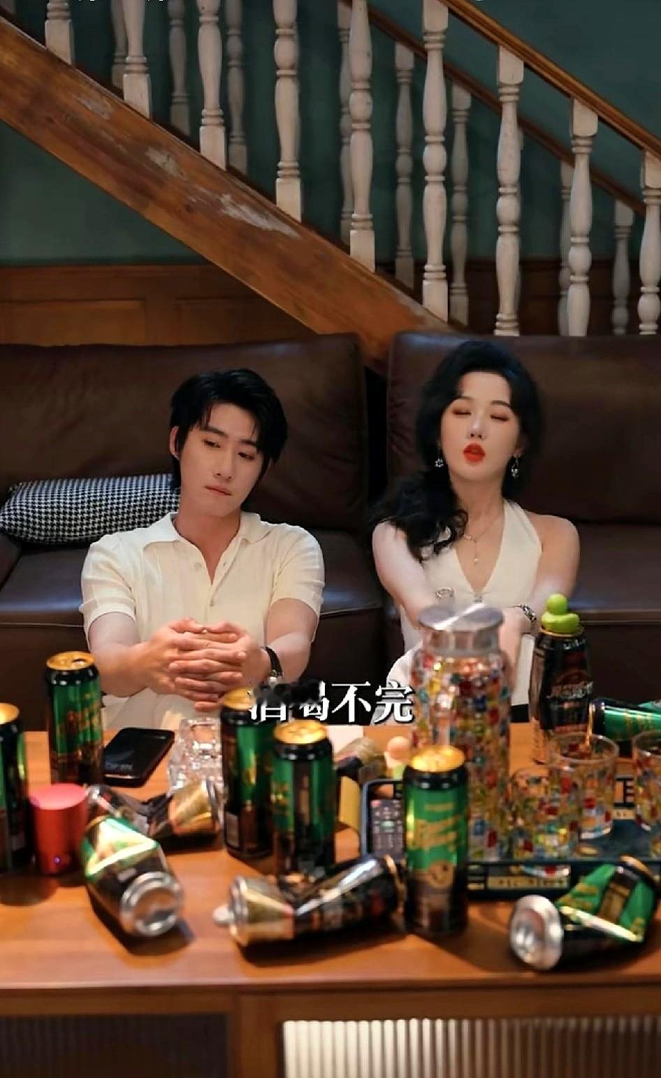 8000万播放的《难攀京枝》只花了90万，秘诀是“抠”。

剧组让主演赵振栋、张