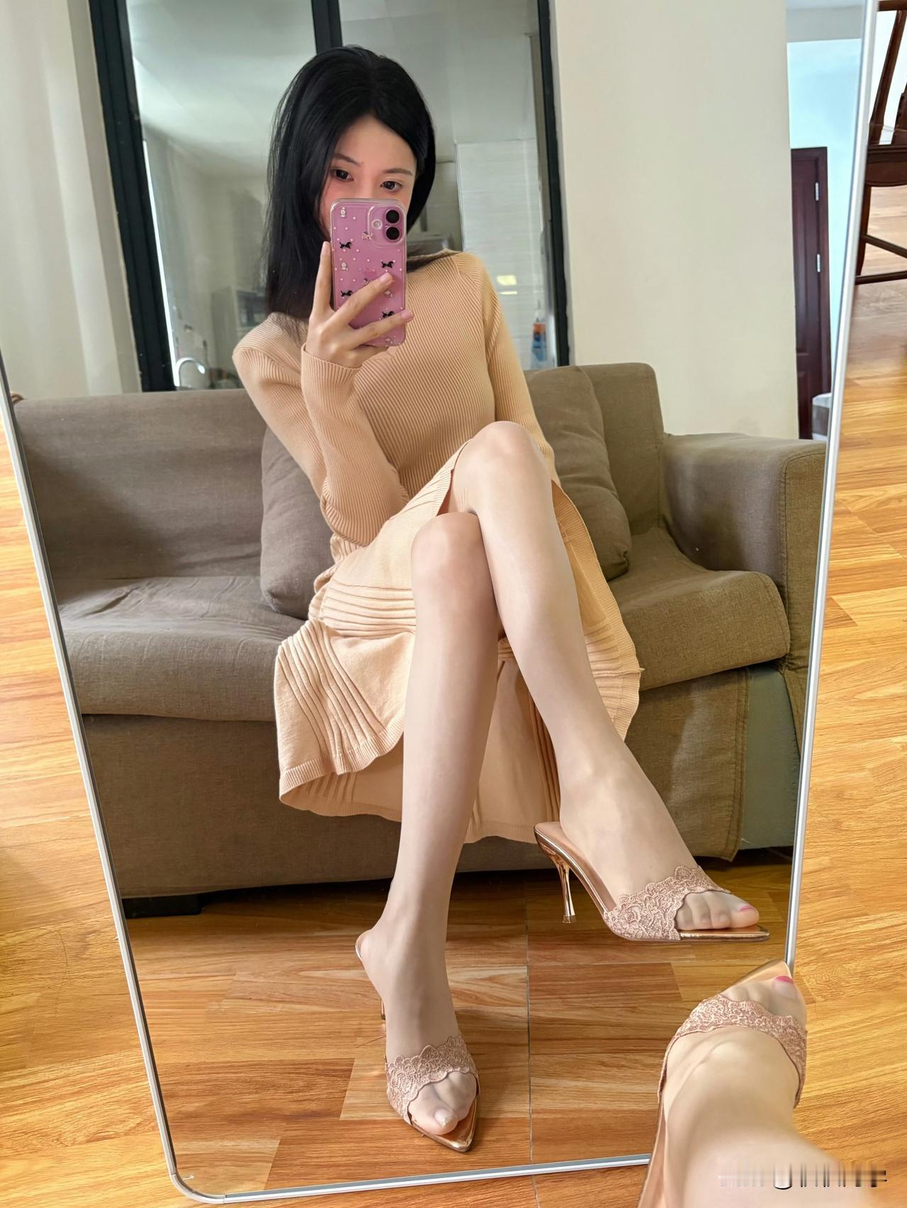 怎么感觉自己最近穿的越来越少妇了