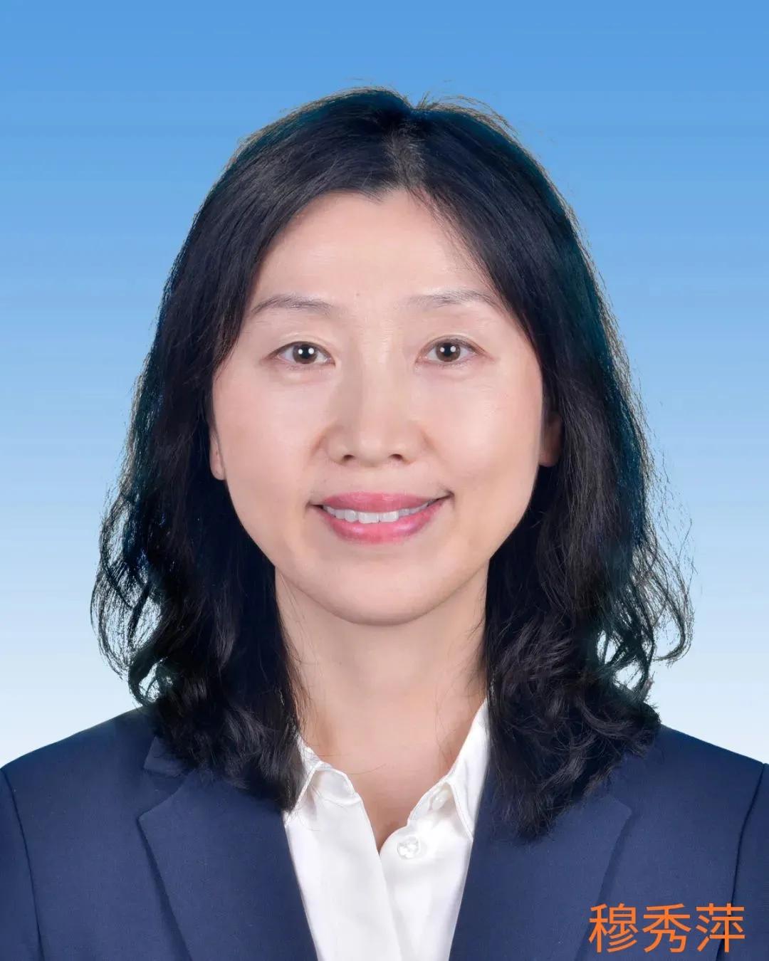 “总会计师”和“财务总监”是一回事吗？

两回事。简单说：
总会计师☞是“账房大