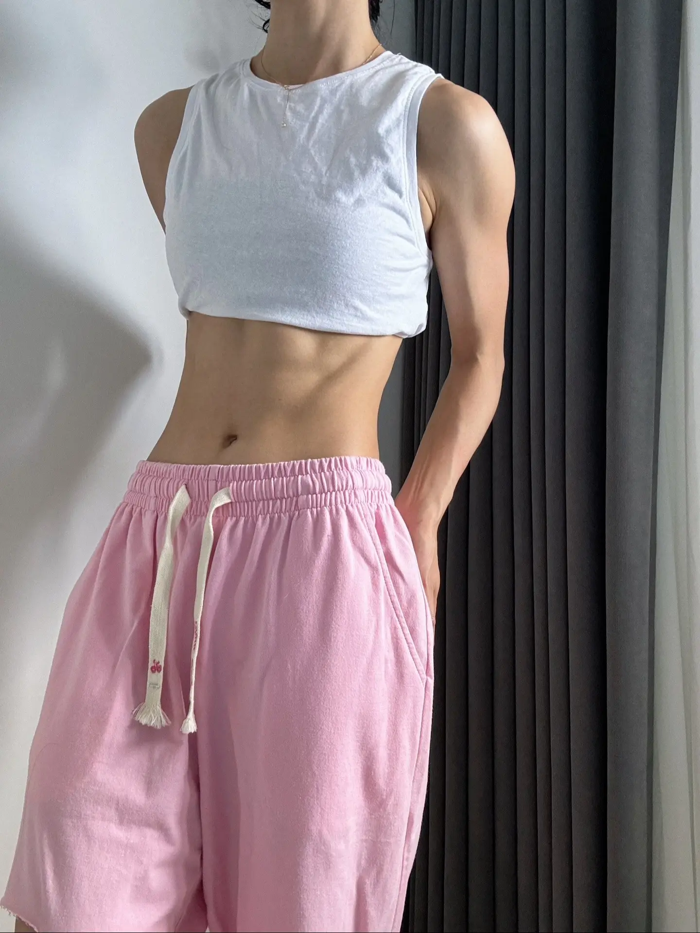 巧克力腹肌。
