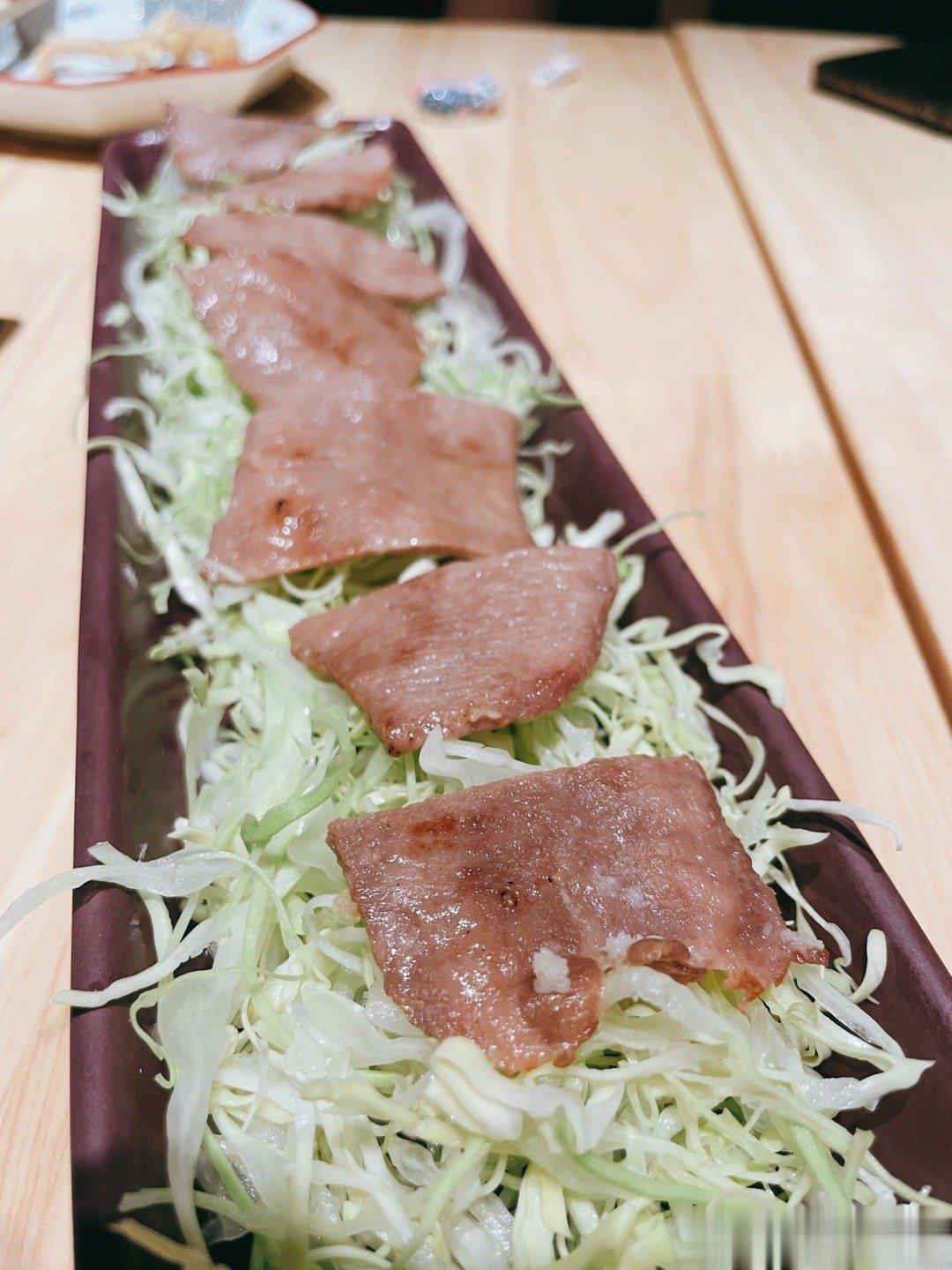 对肠道不健康的生活方式，除了喝酒之外，还有一项是吃红肉🥩。主要指牛羊猪等哺乳动