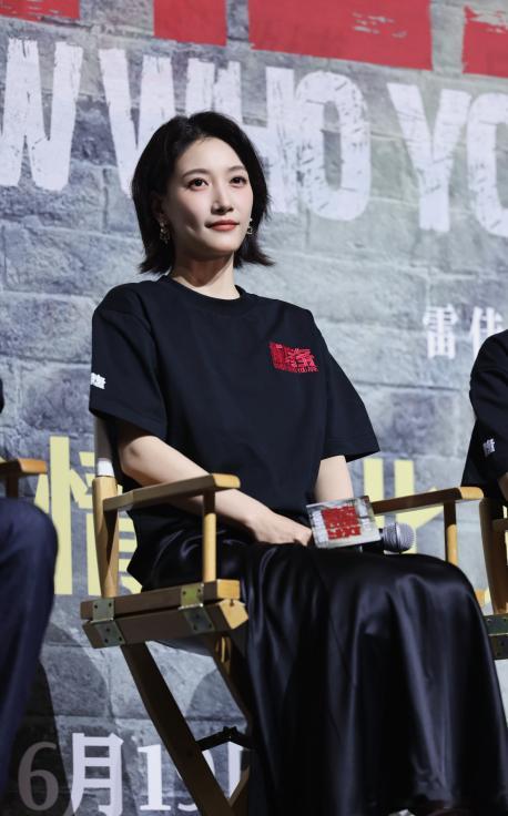 啜妮主演抓特务抓特务票房破3000万演员演技在线，影片内容过硬，啜妮打造出独一无