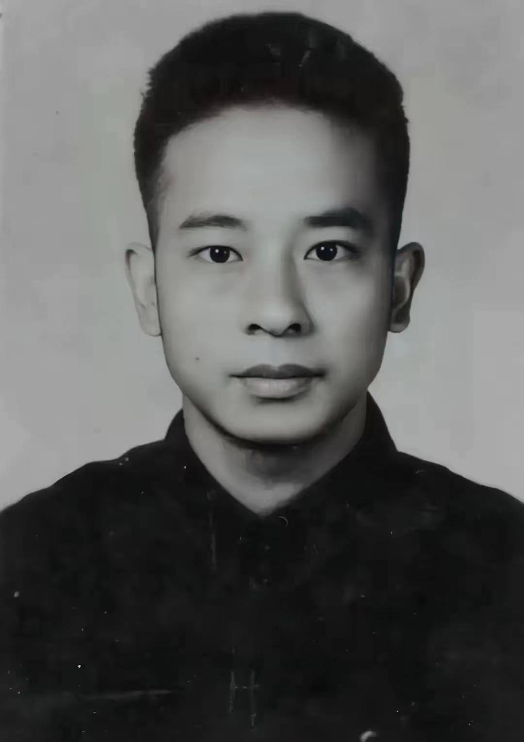 1948年，冉益智叛变，供出了罗广斌，罗广斌的哥哥是国民党中将，特务头子怕得罪他