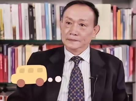 说的对，老婆孩子在国外者，应该一律退出国家机关和事业单位，国家先不清理出这些人，