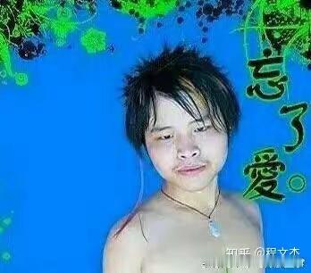 高乐高之后，最奢侈的饮料就是杯装的优乐美奶茶。杯装的比袋装的更甜，植脂末更多。再