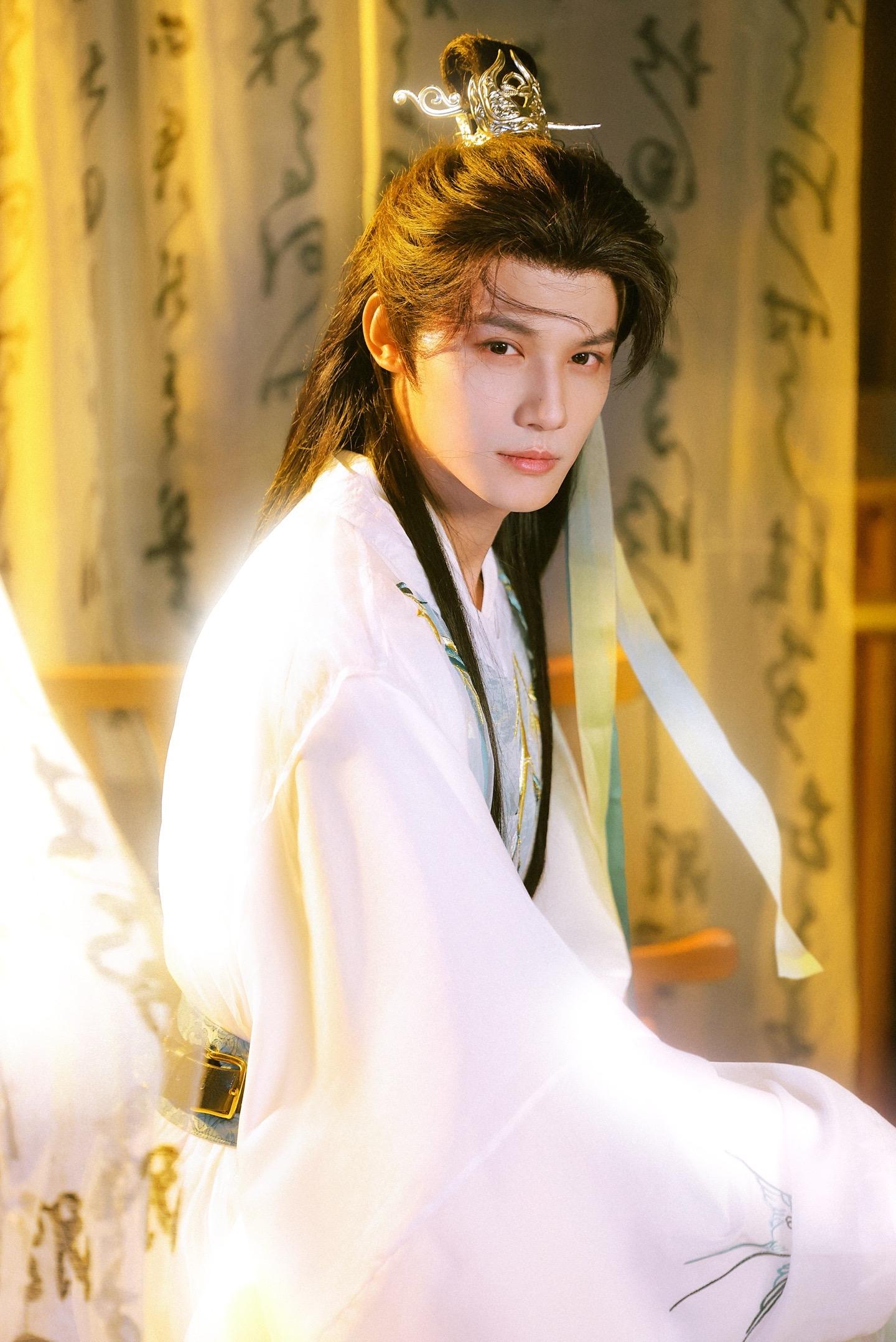 好一个古风贵公子｜我拍的郑业成。给郑业成和 两位老师合拍的《冒姓琅琊》...