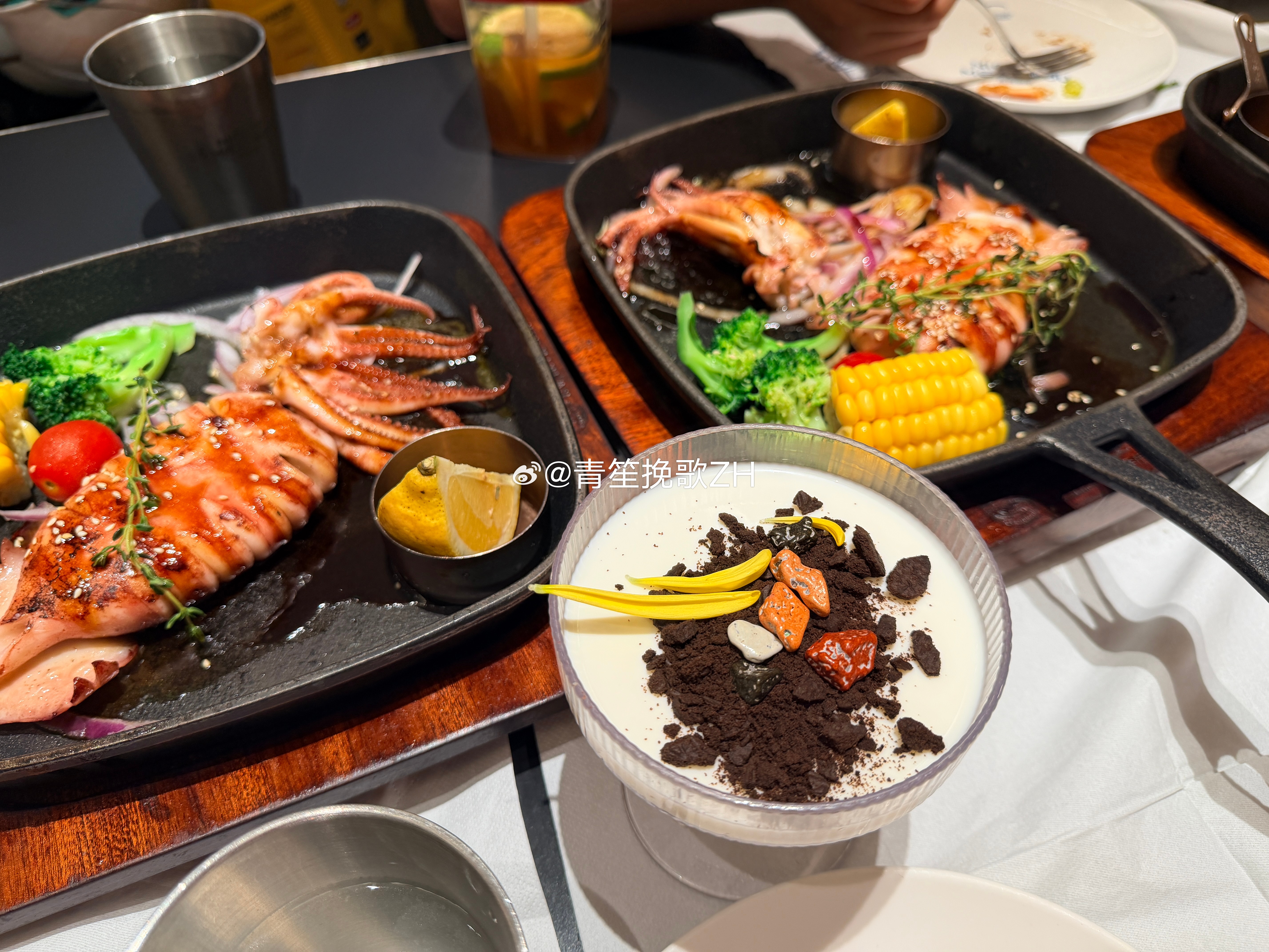 随手拍脑子饱了没有不知道，肚子是饱饱的了~ 