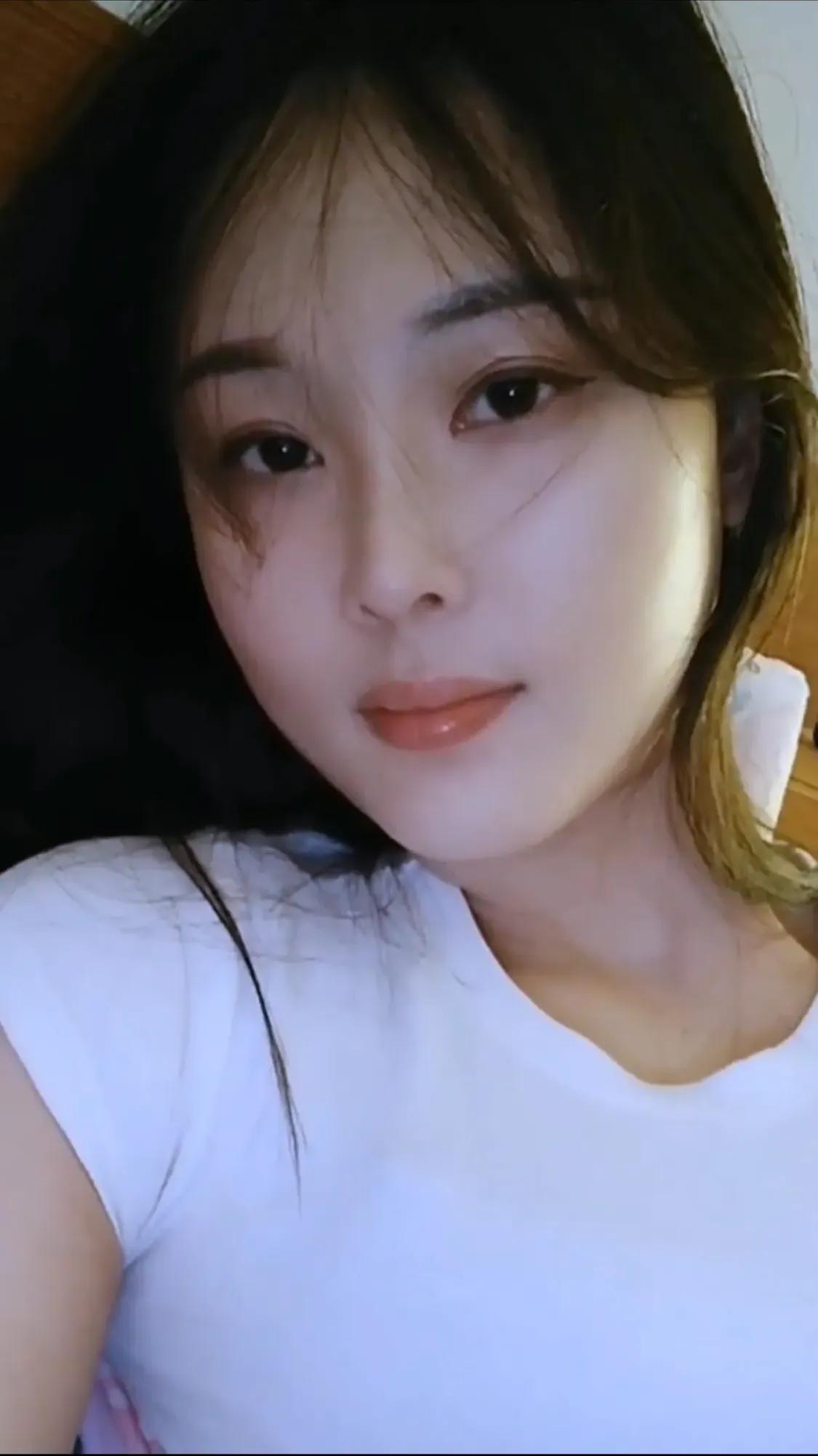 这个事儿，我和大家说一说。

今天父亲在快手直播间又看到一个卖鹿产品的，这不是一