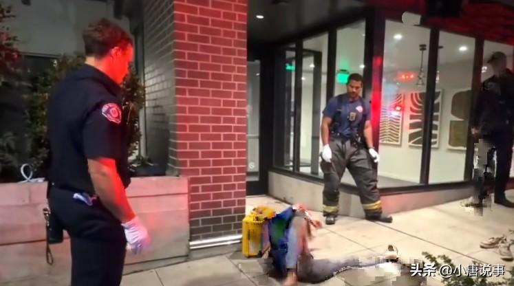 “场面跟恐怖片一样吓人！”西雅图唐人街街头的这一幕，彻底撕碎了 “美国山巅之城”