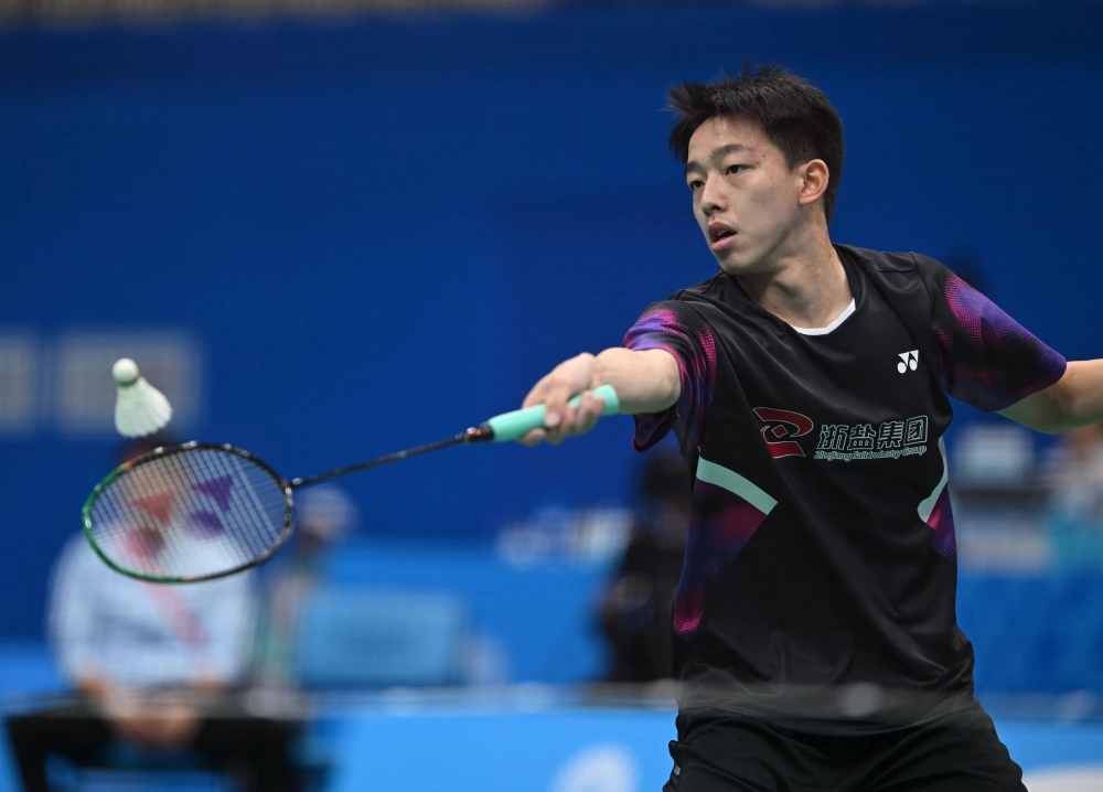 孙超🇨🇳 21-19、21-19 🇮🇩尤索夫半决赛对手：詹俊为🇲🇾 