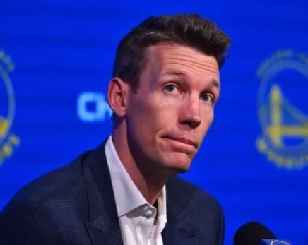 据Shams报道，勇士队目前没有其他明星级别的球员被列入交易目标。对于金州勇士队