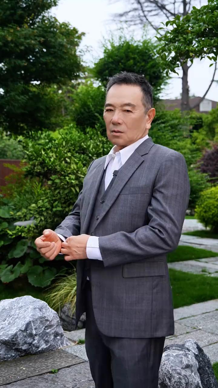 如果你孩子刚出这个社会，一定要告诉他这二十个字：穷在将岗，富在忍和让，富在谋和思