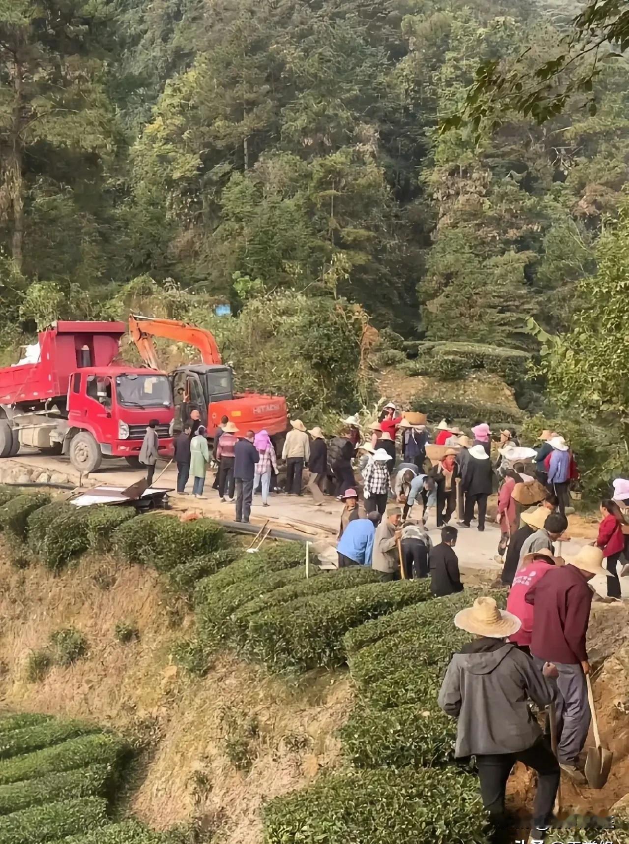 就广水推行火葬公墓谈一下看法

近日，湖北省随州广水市长岭镇有一些居民步行对“强