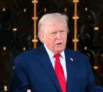 说穿了，美国想定向封锁霍尔木兹海峡，根本不是为了什么“自由通航”，全是为了自己的