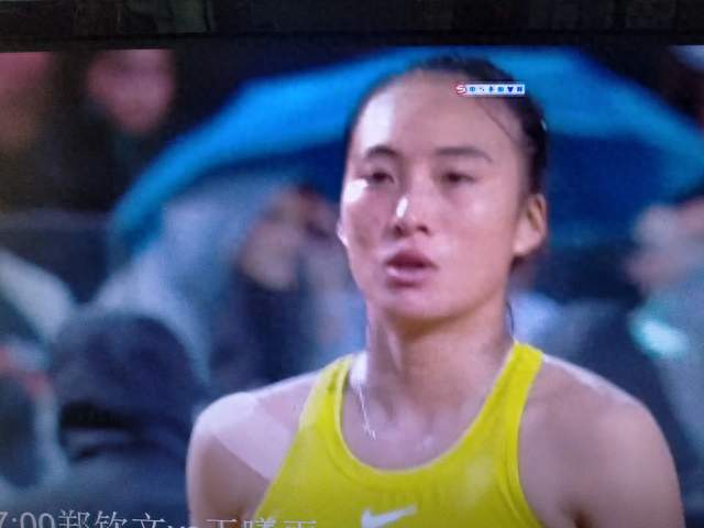 郑钦文赛季提前结束！16岁小将接棒出战