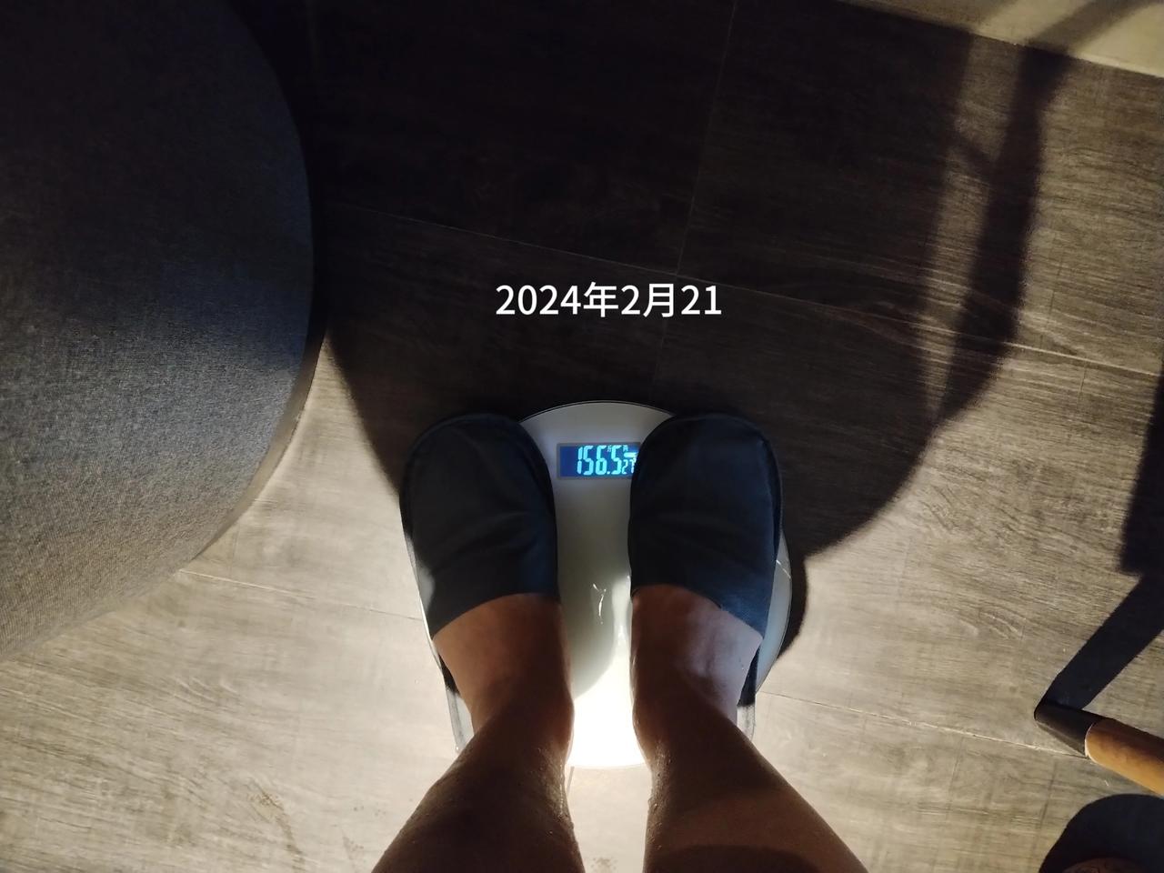 女人是否可以信赖男闺蜜，这是一个复杂而又微妙的问题。在生活的舞台上，男闺蜜或许是