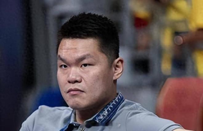 比起往年大家觉得广东请大腕儿外援都是掺和掺和，今年的情况真不太一样。整个夏休期甩