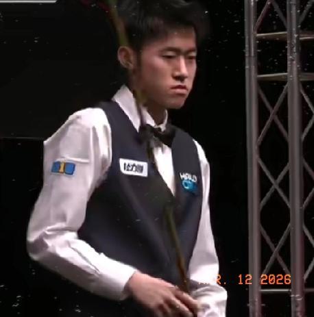 中场休息归来，常冰玉手感不佳，三次中远台进攻，均未打入目标球，布雷切尔二度上手7