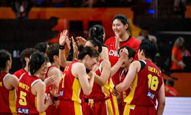 格局大变！2026女篮世界杯最终排名出炉，中国女篮虽第六虽败犹荣