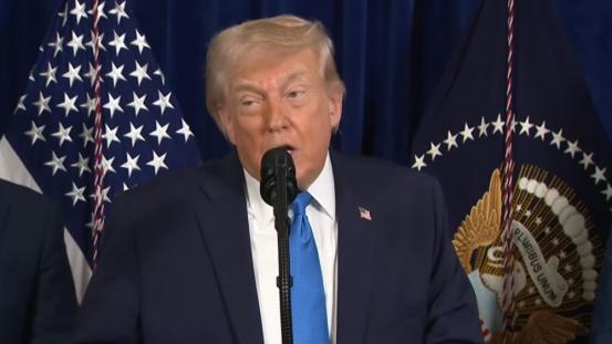 美国这阵子又闹笑话了，就伊朗战争这一件事，特朗普跟9个记者分别聊了聊，结果呢9个