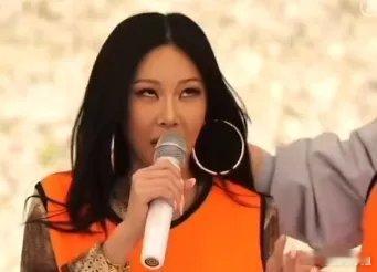 #Jessi请求大家停止恶评#大姐，讲道理，你这不就是明摆着欺负人啊！假装喜欢中