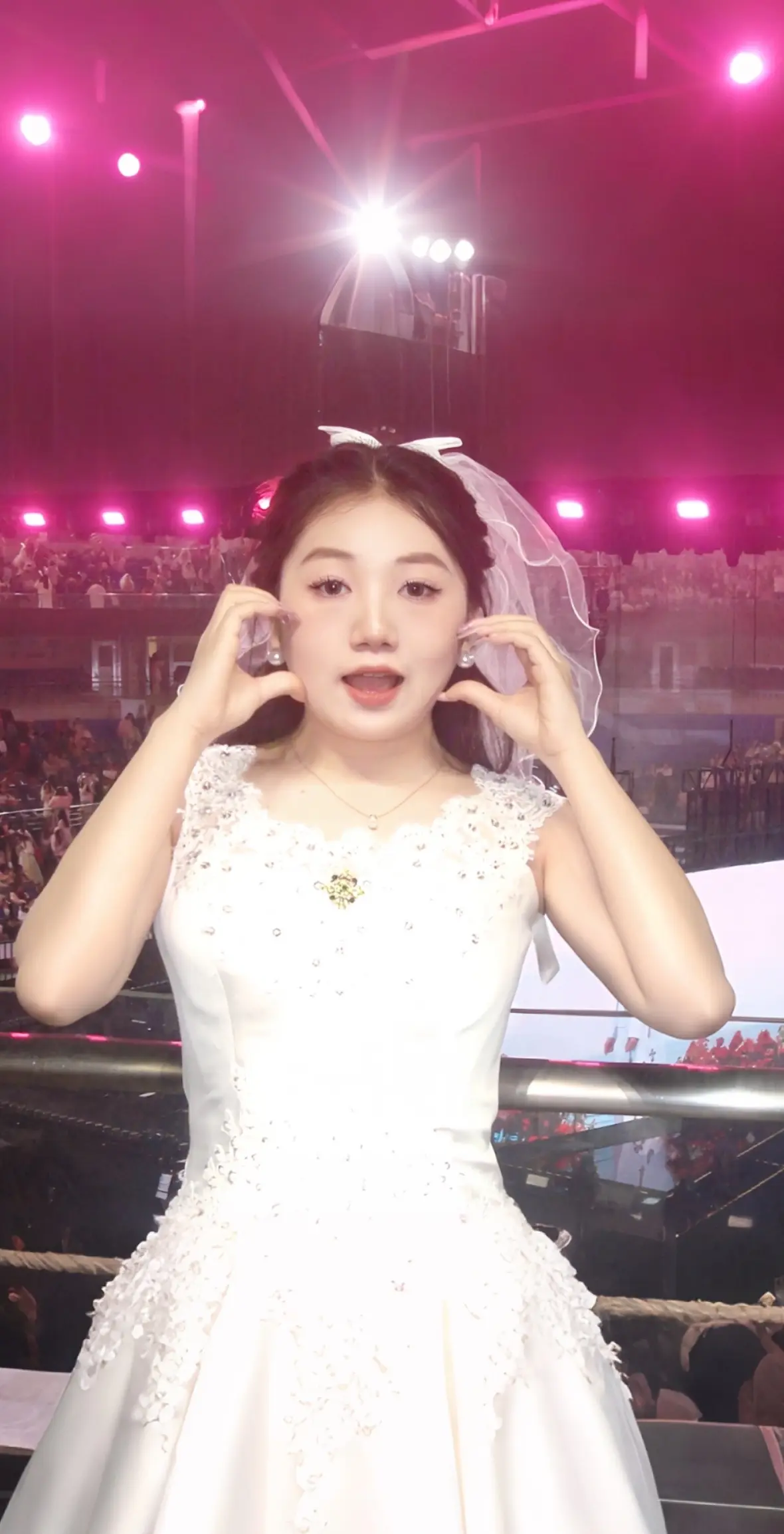 Hi 新郎官🤵👰。
