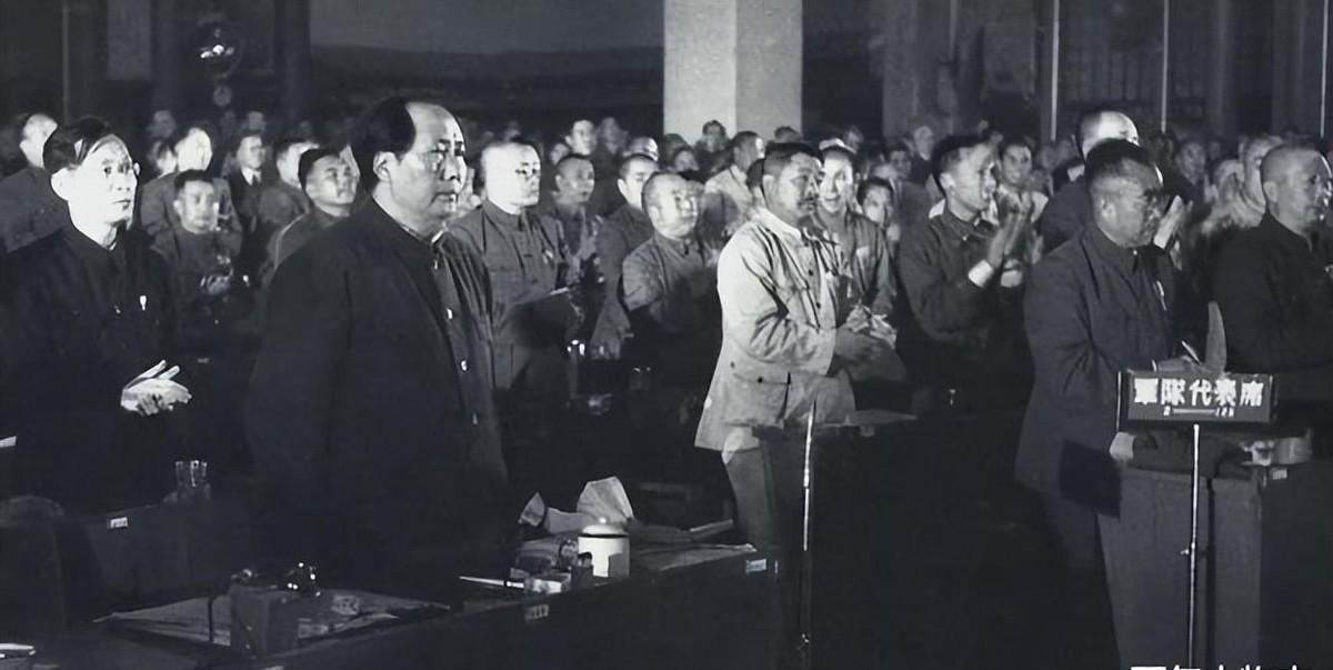 1976年，毛主席以83岁高龄离世，保健医生坦言主席晚年身体其实并不具备长寿条件