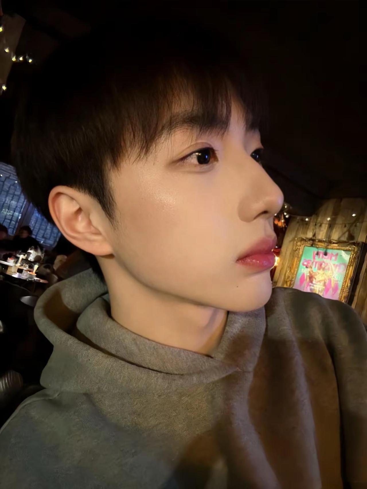 正脸绝了侧脸也绝了金牛座 帅哥 少年感