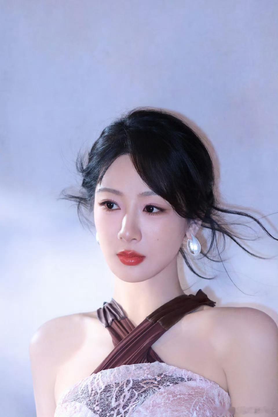 家业yz 杨紫李祯yz杨紫家业“愿你快乐又顺心，日子精彩又闪光”  𝒲𝒾𝓈