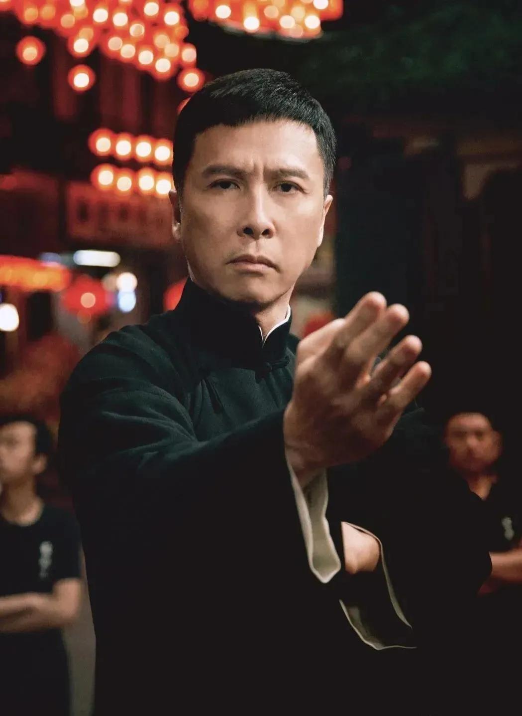 甄子丹为何会被称为宇宙最强丹？他从叶问一的三百万片酬直接打到叶问四的一亿片酬，另
