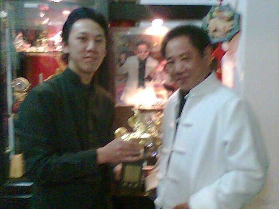 台灣資深演員馬如龍（原名黃政雄）的兒子黃人龍，驚傳於2月2日在家中猝逝，享年49