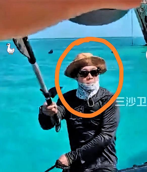 仁爱礁疯狂挑事的“白皮胖子”，身份彻底藏不住了！根本不是普通水手，套路太深！7月