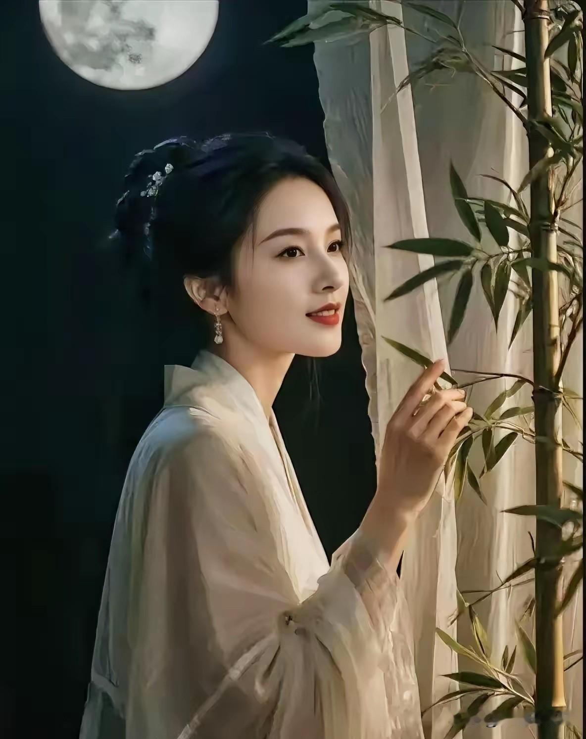 《满江红·尘缘》

文/范圣嘉

恰遇芳春，繁花绽、韶光凝绪。
风漫卷、桃姿人面