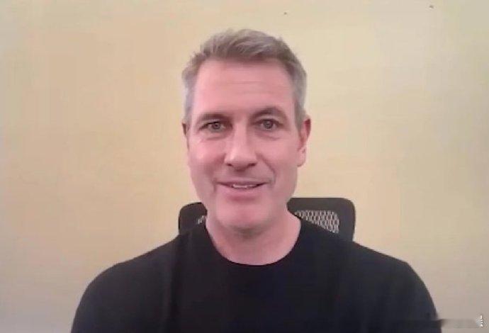 演唱会偷情事件男主起诉Coldplay偷情事件男主称Coldplay毁了他生活 